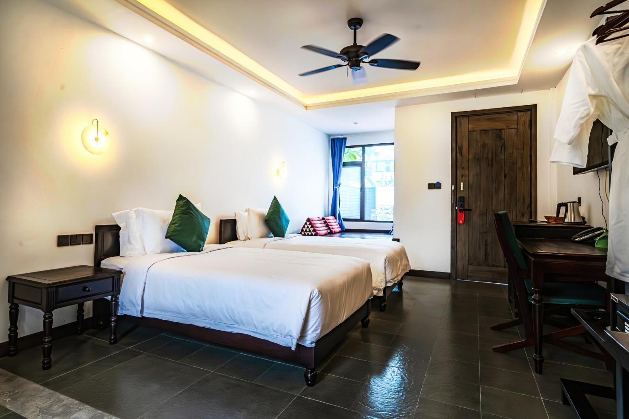 Manyo Hotel And Resort Luang Prabang Exterior photo