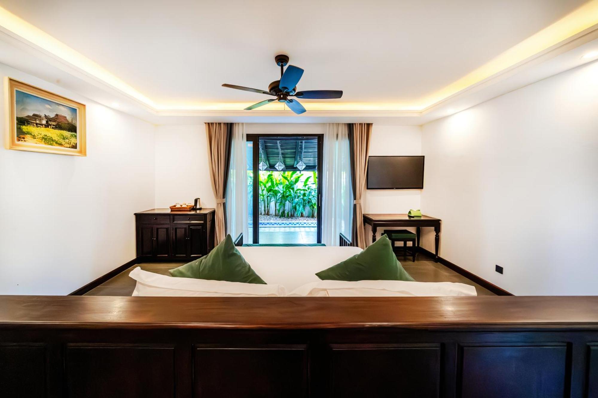 Manyo Hotel And Resort Luang Prabang Exterior photo
