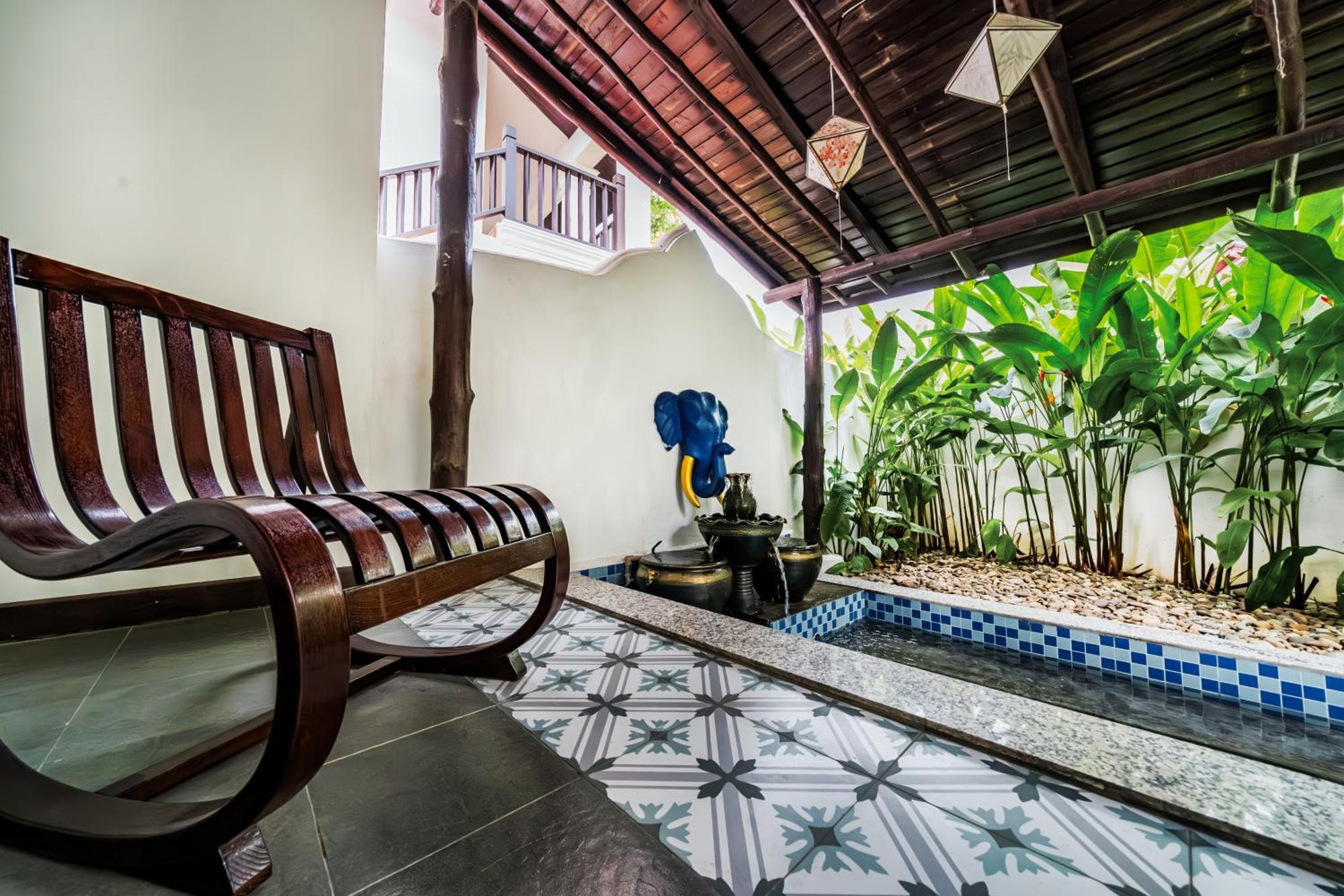 Manyo Hotel And Resort Luang Prabang Exterior photo