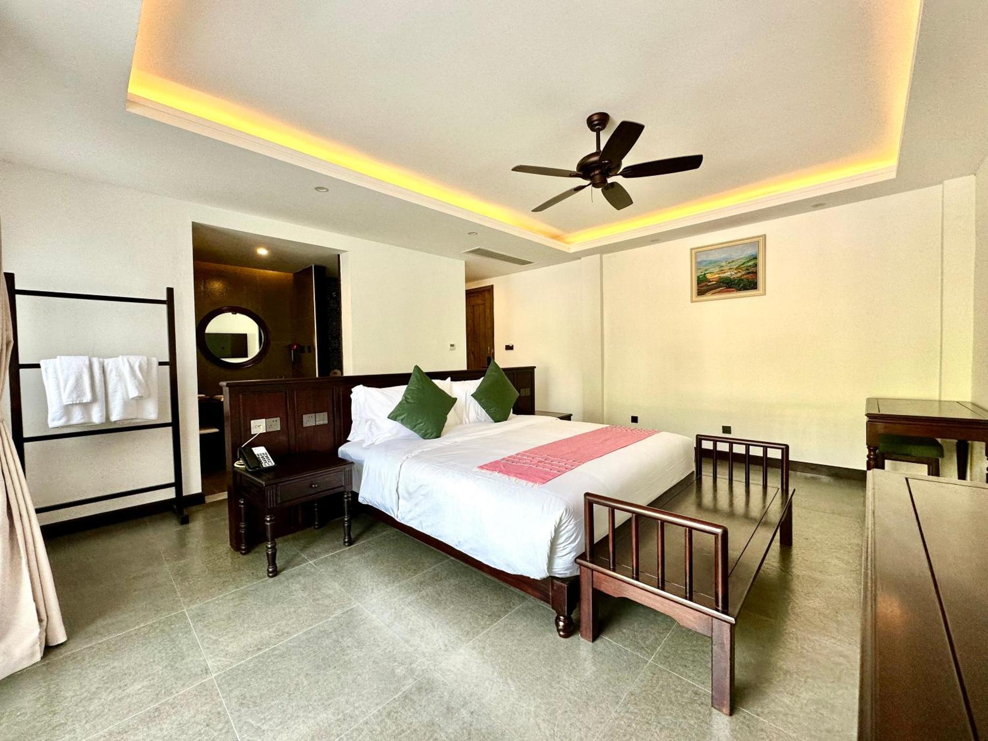 Manyo Hotel And Resort Luang Prabang Exterior photo