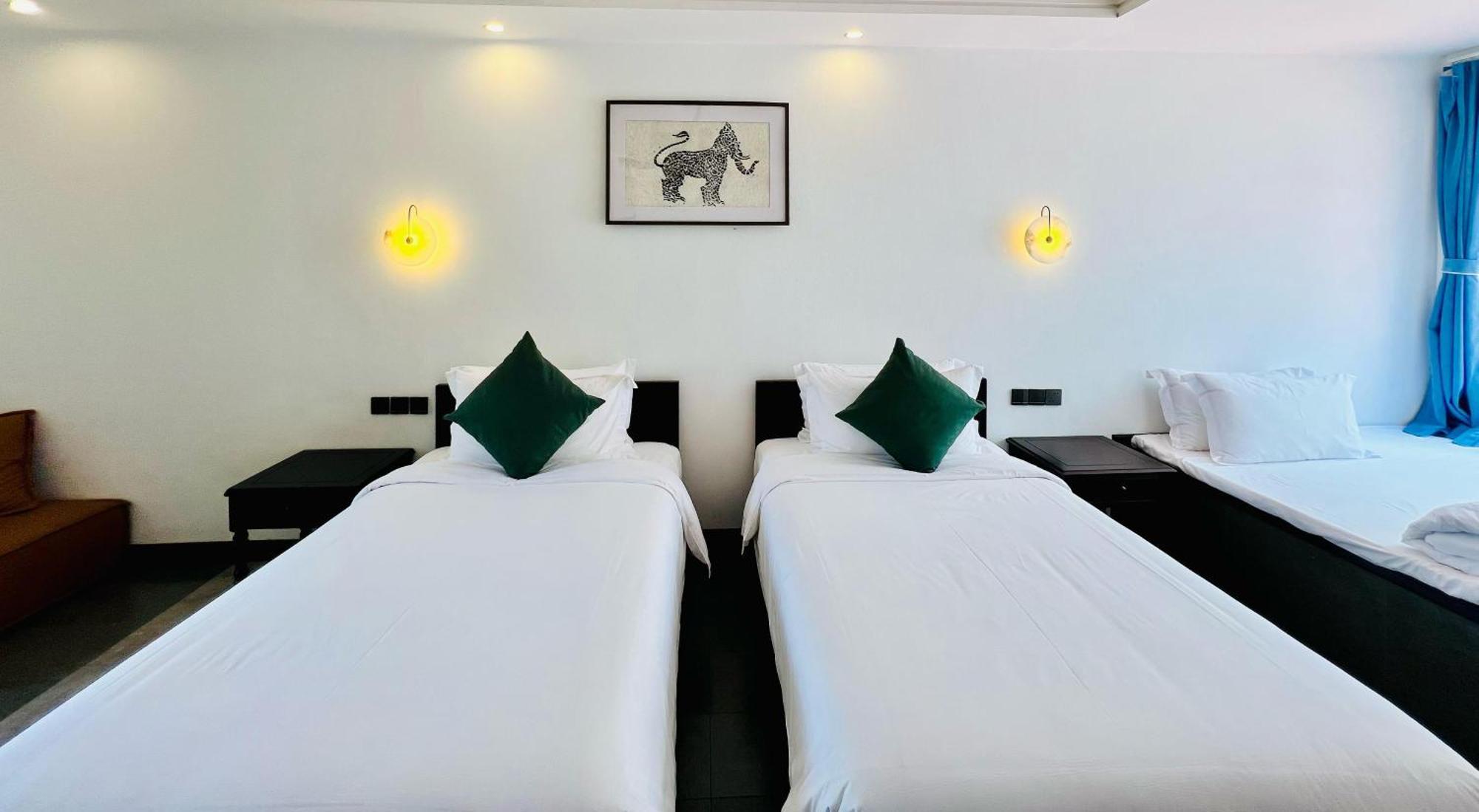 Manyo Hotel And Resort Luang Prabang Exterior photo